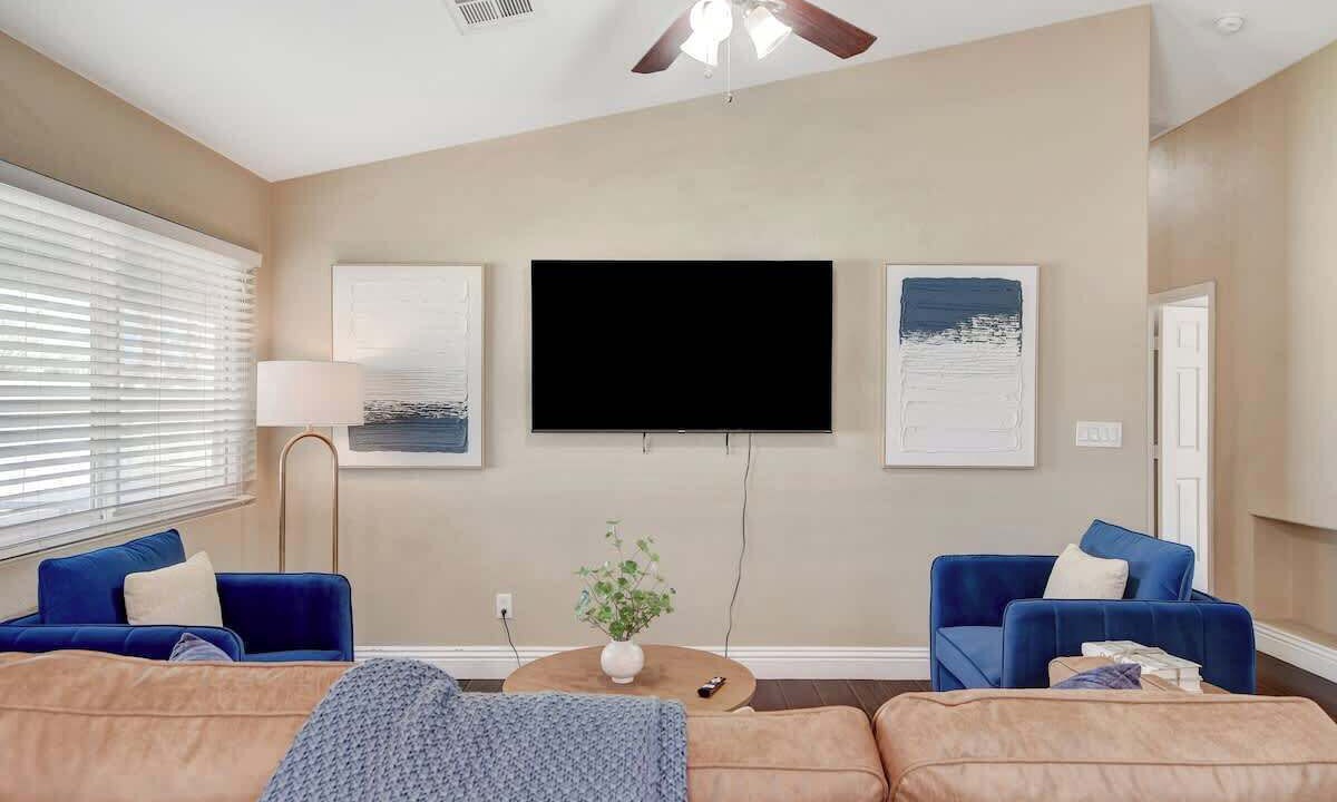 Photo of Livingroom in North Las Vegas