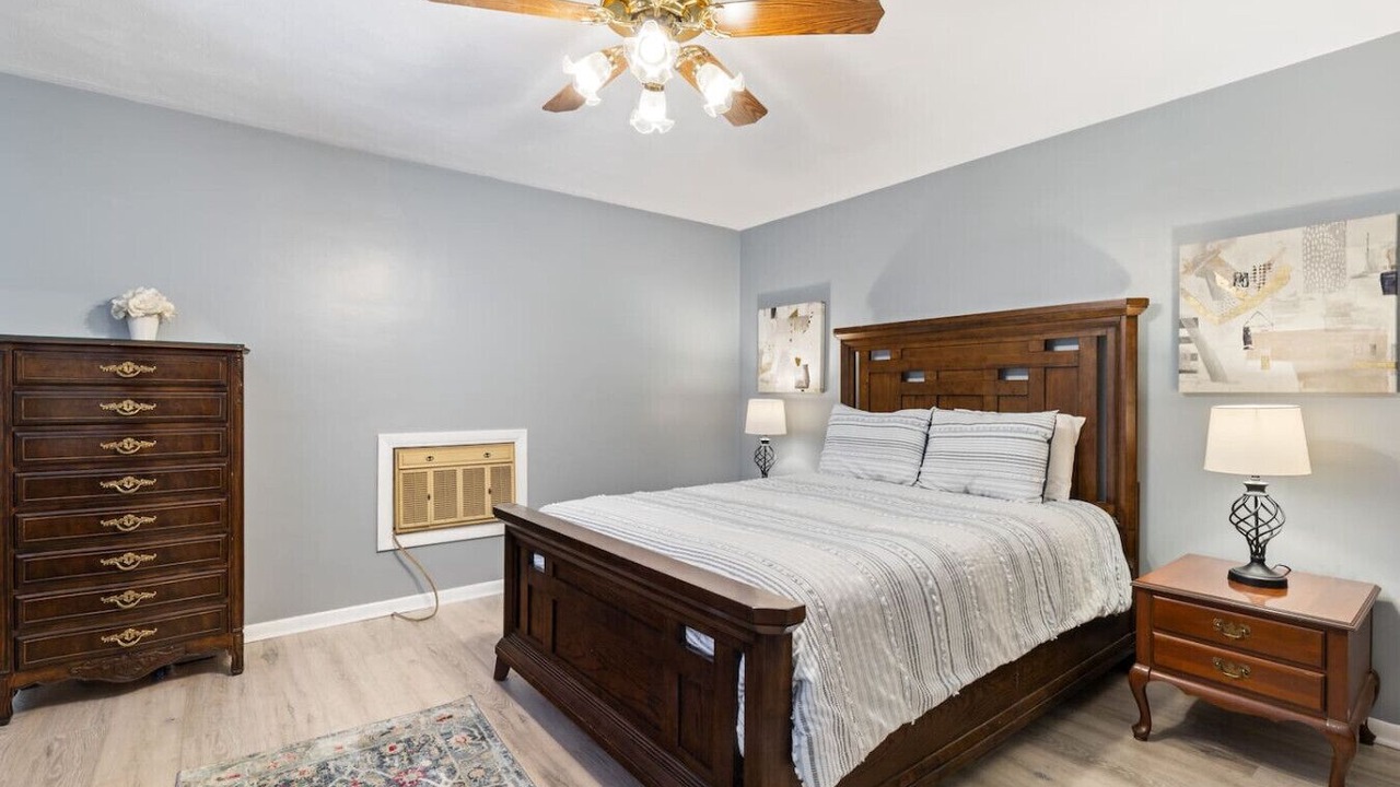 Photo of Bedroom in Batavia