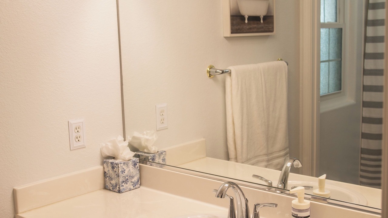 Photo of Bathroom in Centennial Hills