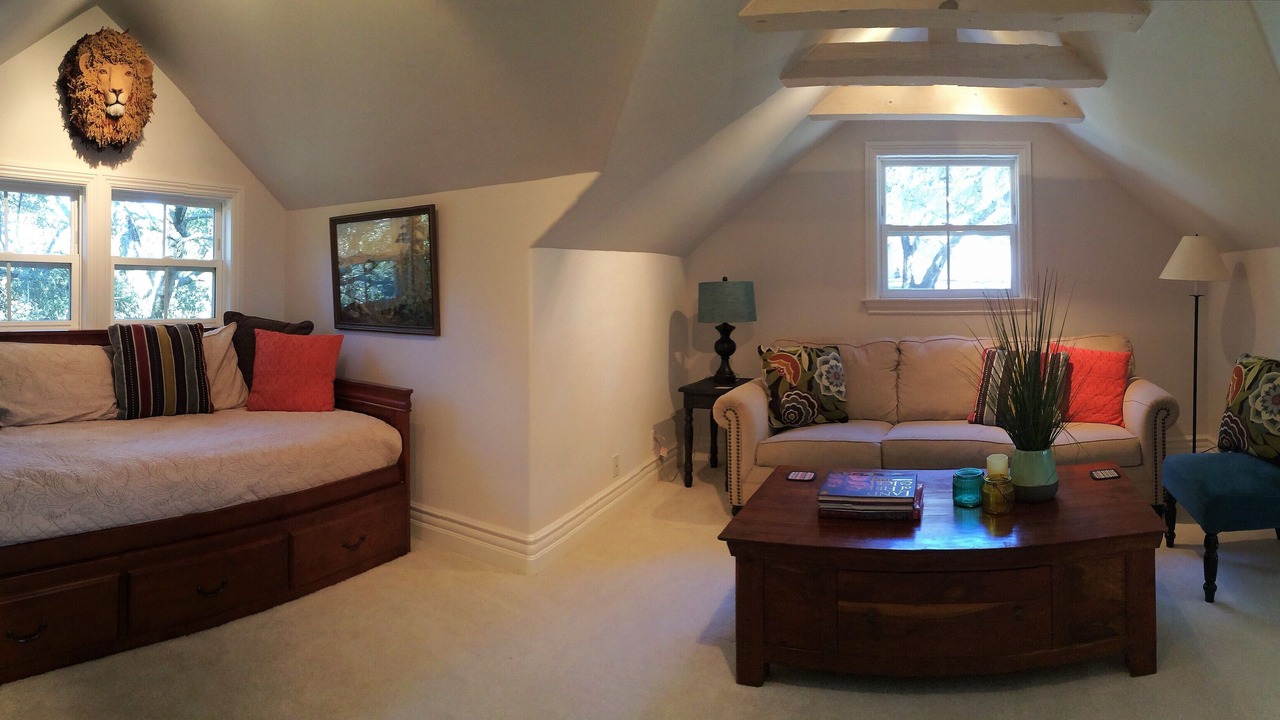 Photo of Livingroom in Templeton