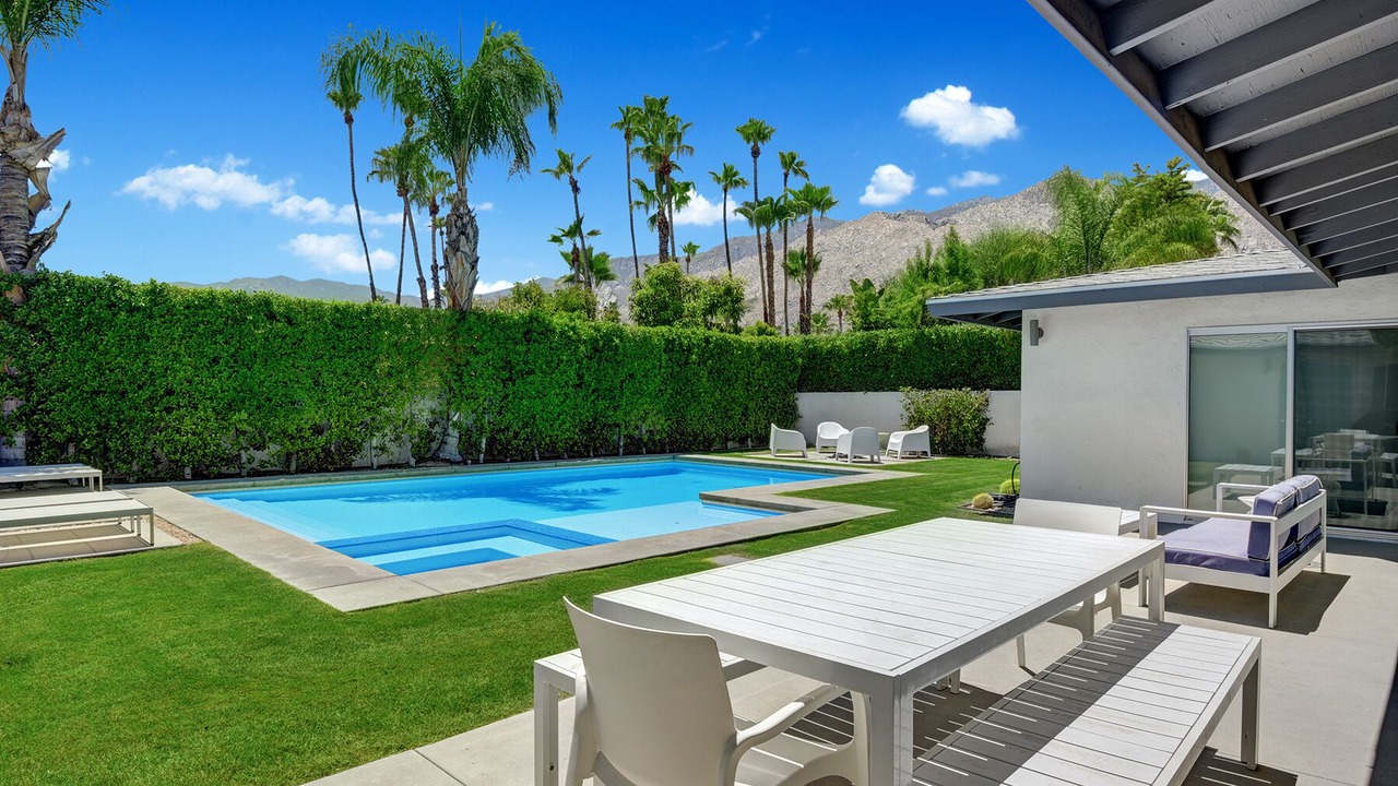 Photo of Outdoor in Tahquitz River Estates
