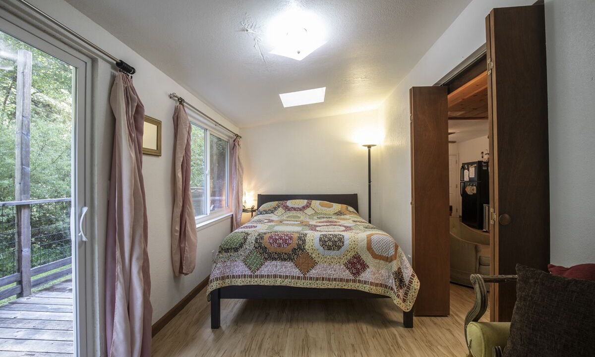 Photo of Bedroom in Occidental