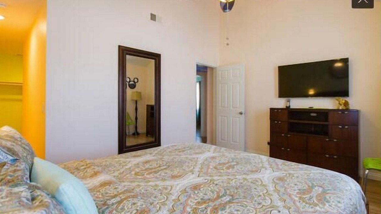 Photo of Bedroom in Hermosa Village