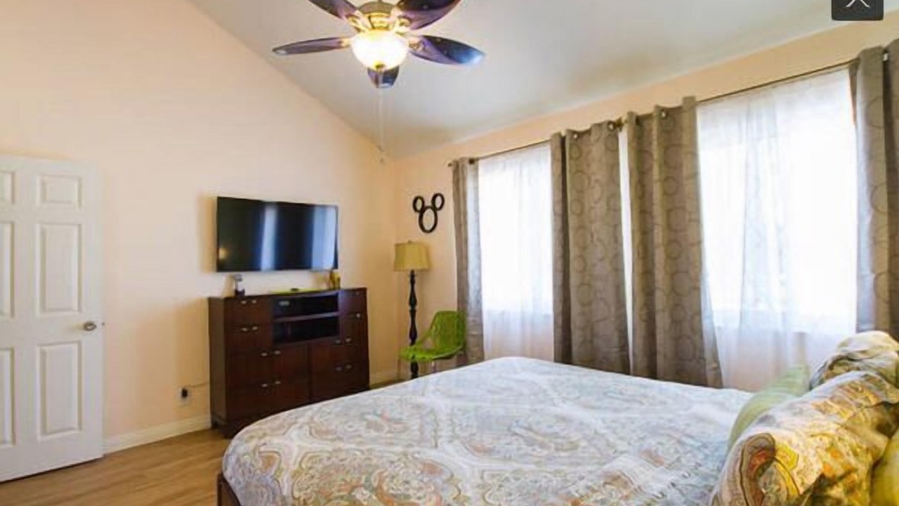 Photo of Bedroom in Hermosa Village