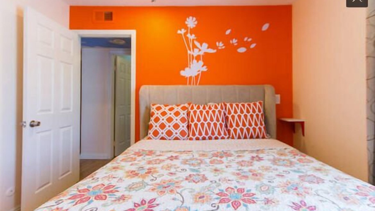 Photo of Bedroom in Hermosa Village