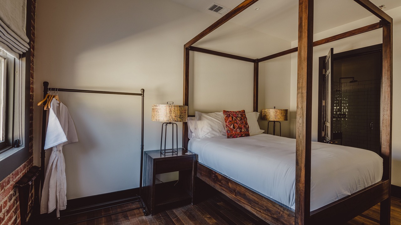 Photo of Bedroom in Downtown