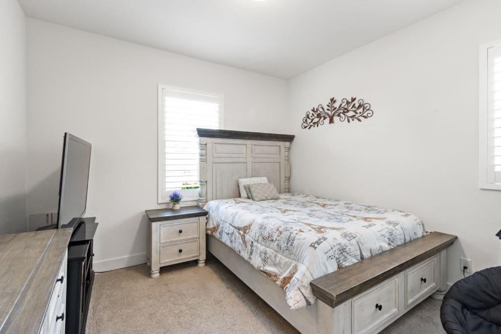 Photo of Bedroom in Santa Rosa