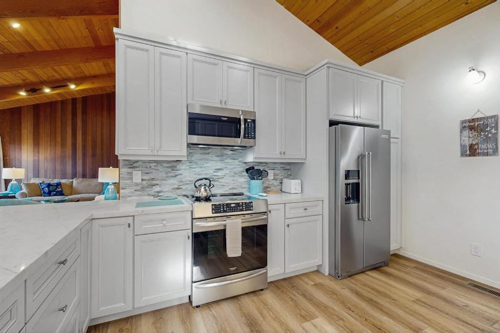 Photo of Kitchen in Gualala