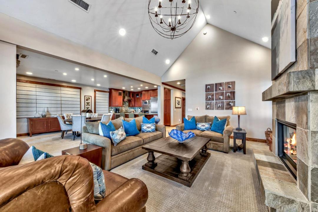 Photo of Livingroom in Sierra Shores