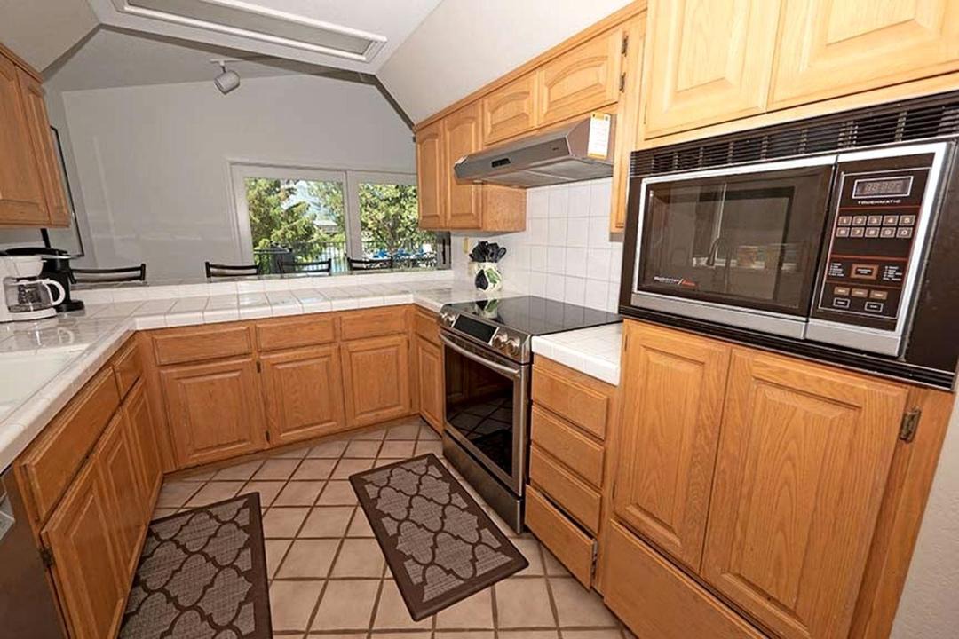 Photo of Kitchen in Tahoe Keys