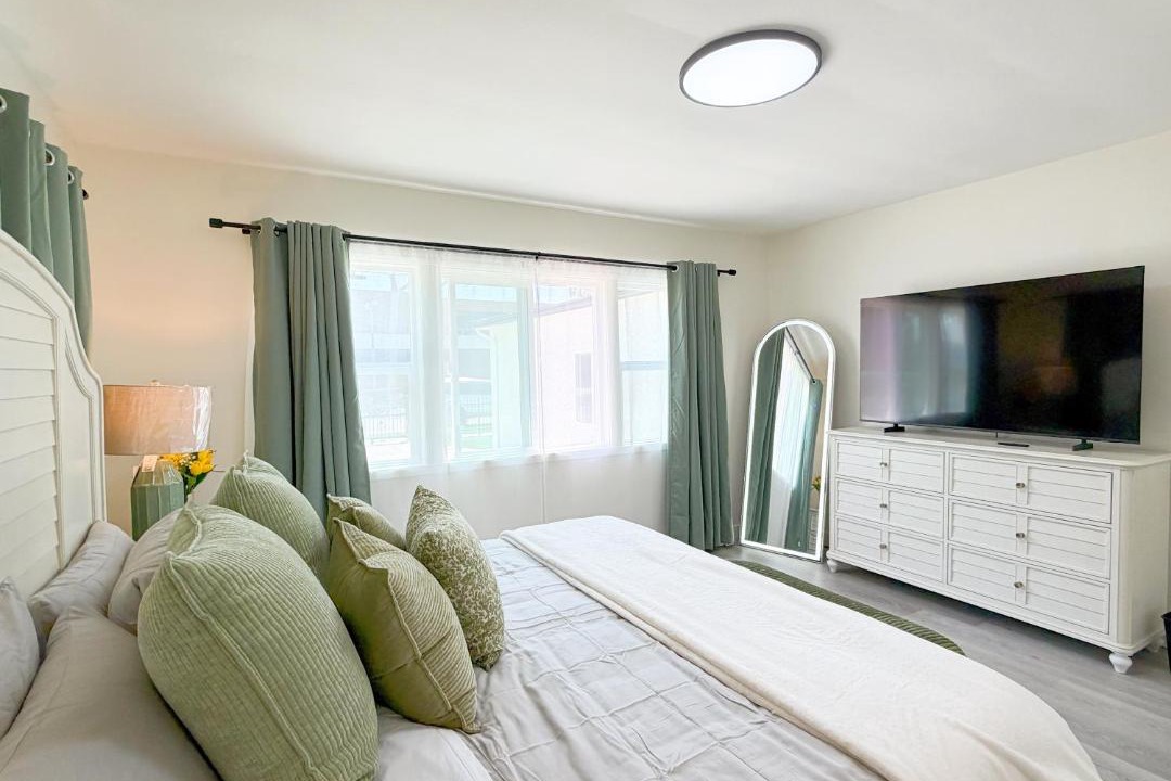 Photo of Bedroom in Harbor