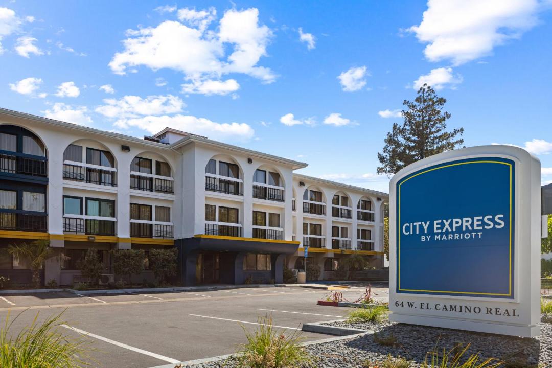 Photo of Buildings in Old Mountain View