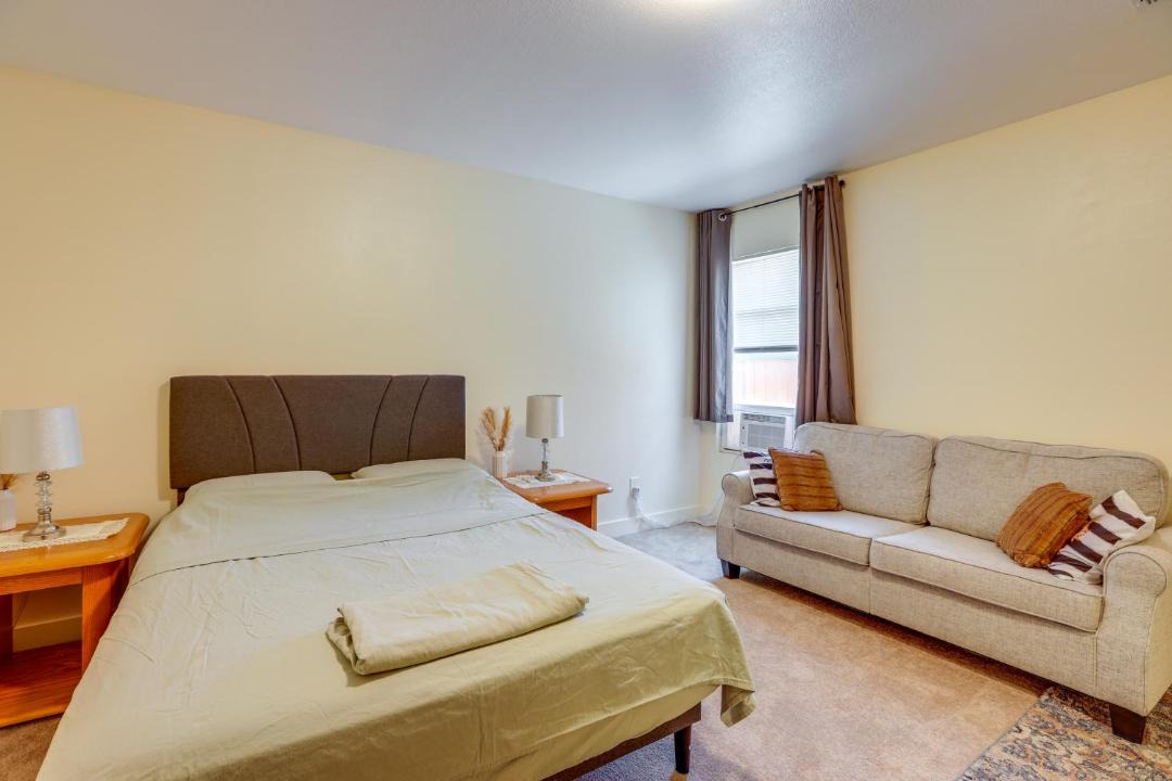 Photo of Bedroom in Victorville