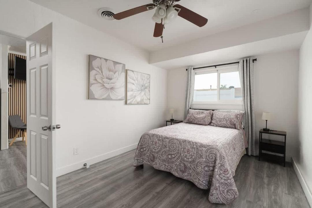 Photo of Bedroom in Lemon Grove