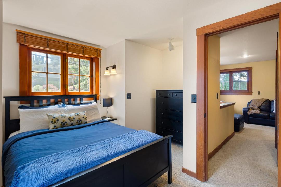Photo of Bedroom in College Hill