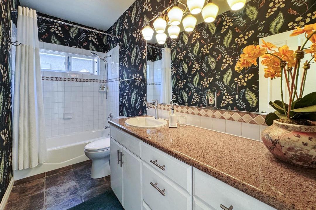 Photo of Bathroom in Old Towne