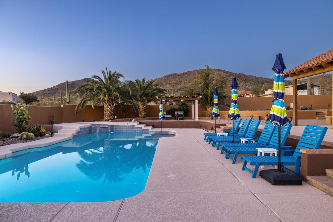 Photo of Others in Desert Hills