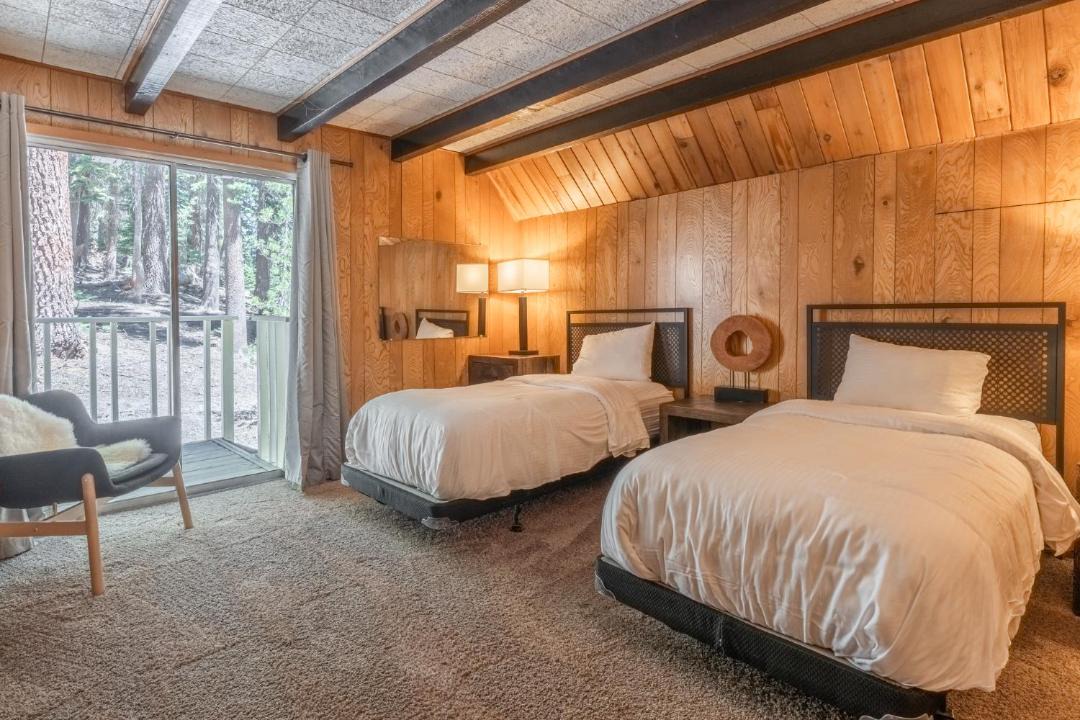 Photo of Bedroom in Mammoth Lakes
