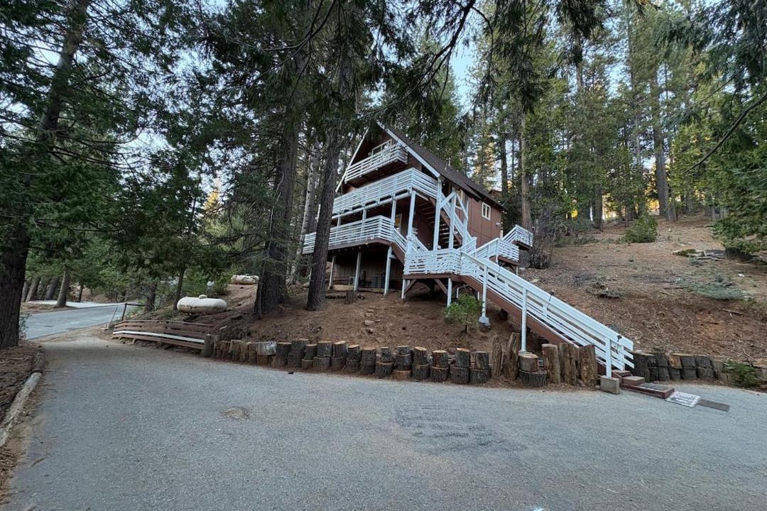 Photo of Others in Yosemite West