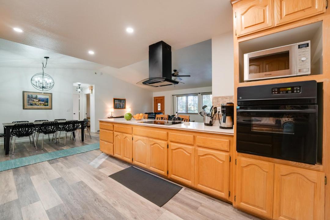 Photo of Kitchen in Peninsula Village