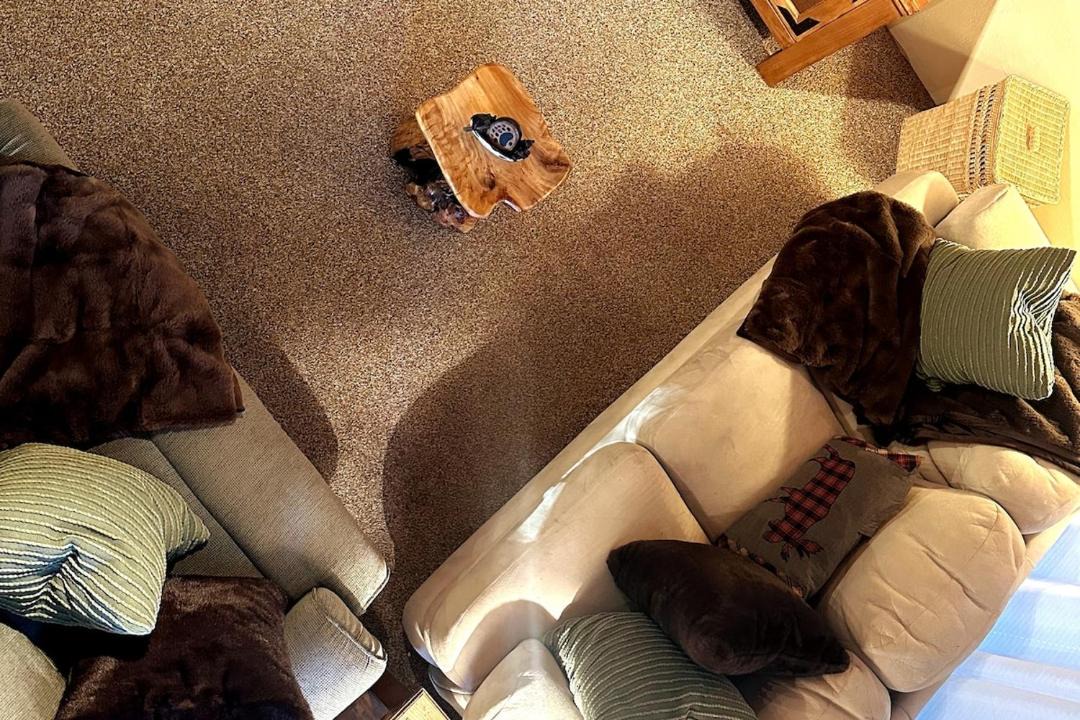 Photo of Livingroom in Meadow View Heights