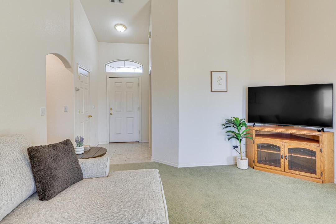 Photo of Livingroom in Bullhead City