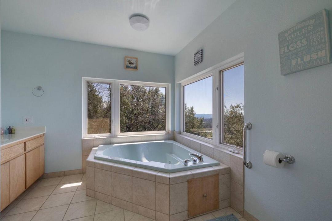 Photo of Bathroom in Twain Harte