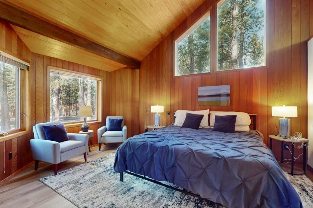 Photo of Bedroom in Black Butte Ranch