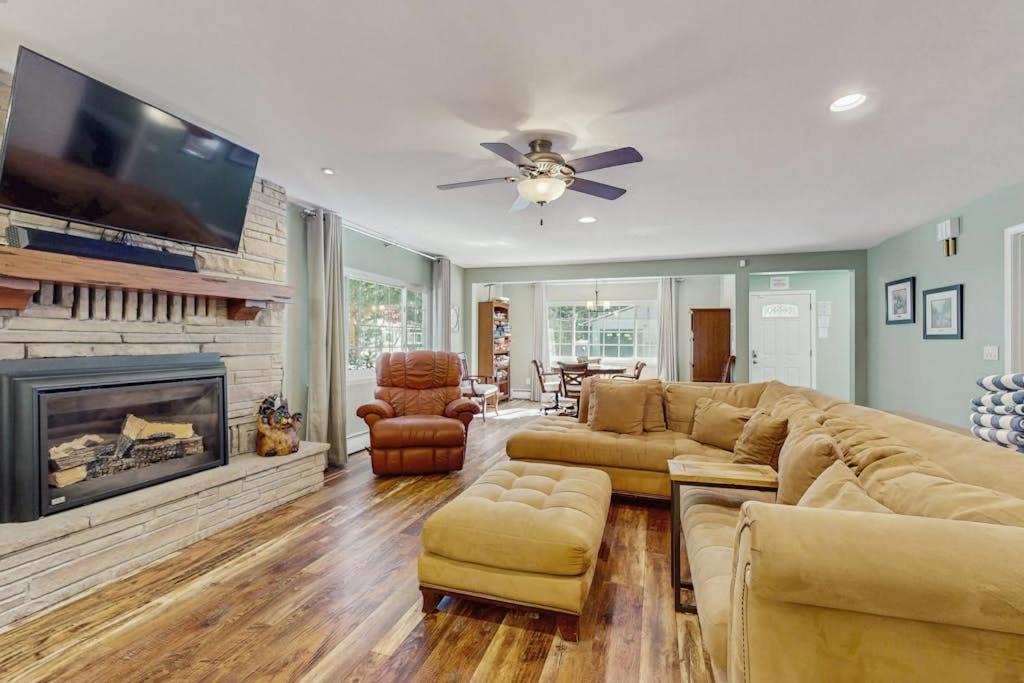 Photo of Livingroom in Al Tahoe