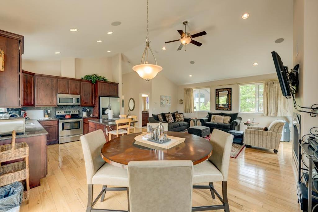 Photo of Others in Mountain View Estates