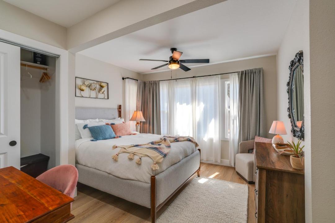 Photo of Bedroom in Modesto