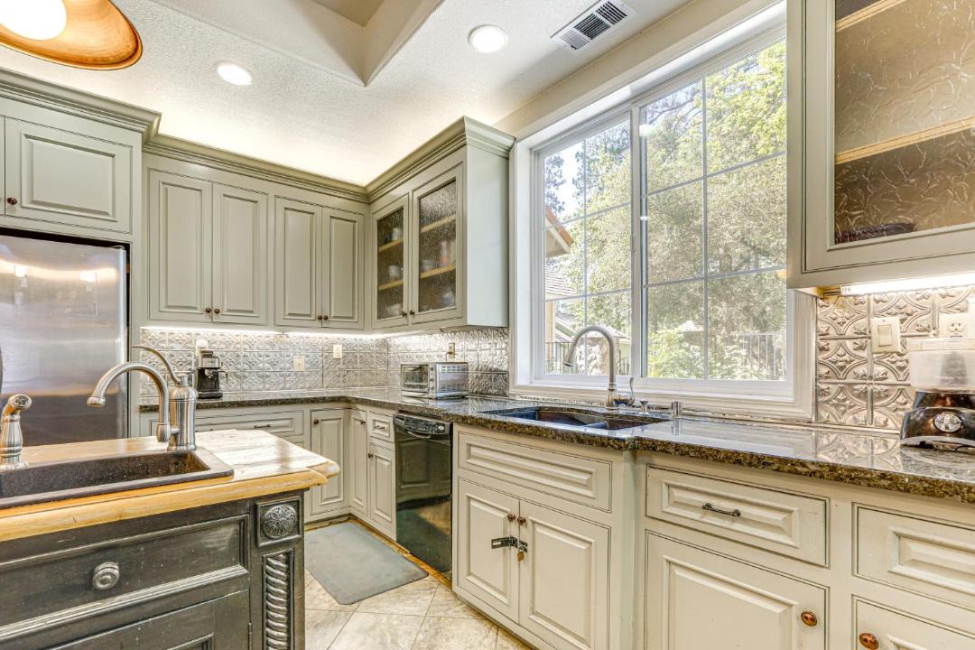 Photo of Kitchen in Shenandoah Valley