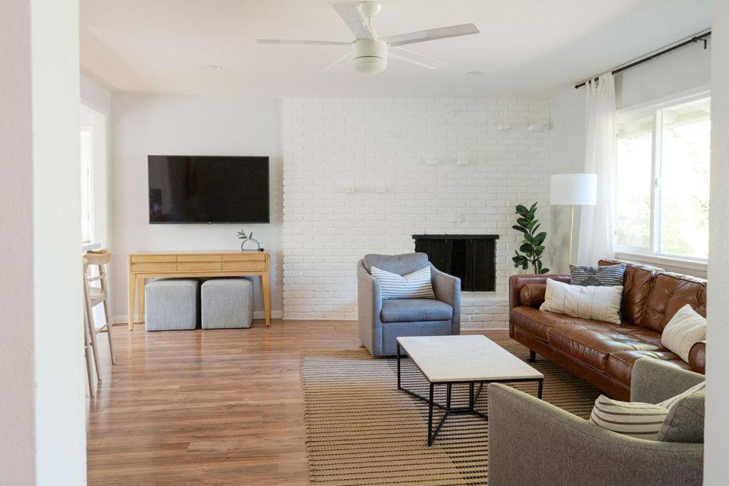 Photo of Livingroom in Atascadero