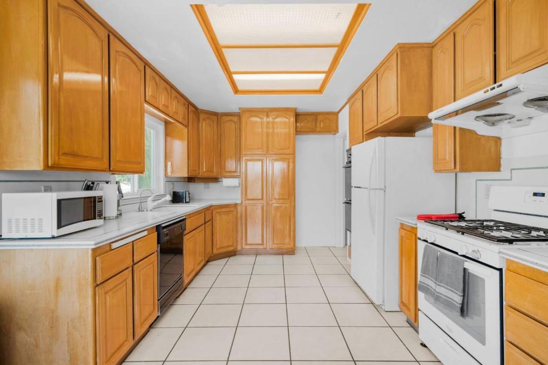 Photo of Kitchen in Estates at Canyon Crest