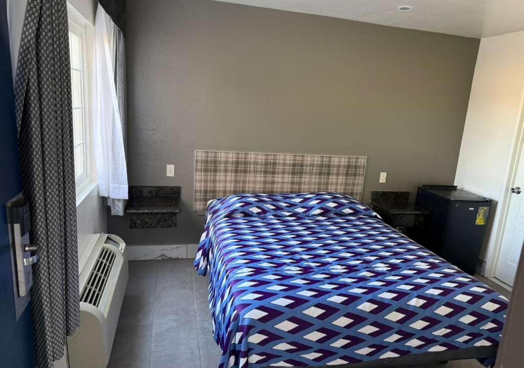Photo of Bedroom in Los Angeles