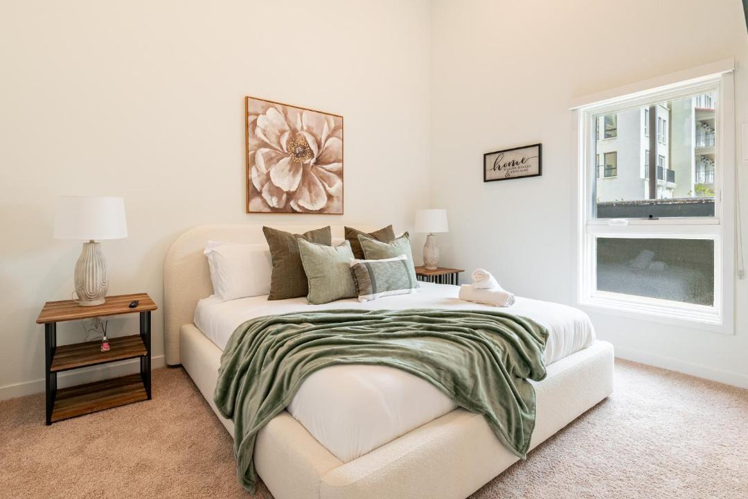 Photo of Bedroom in San Antonio Heights