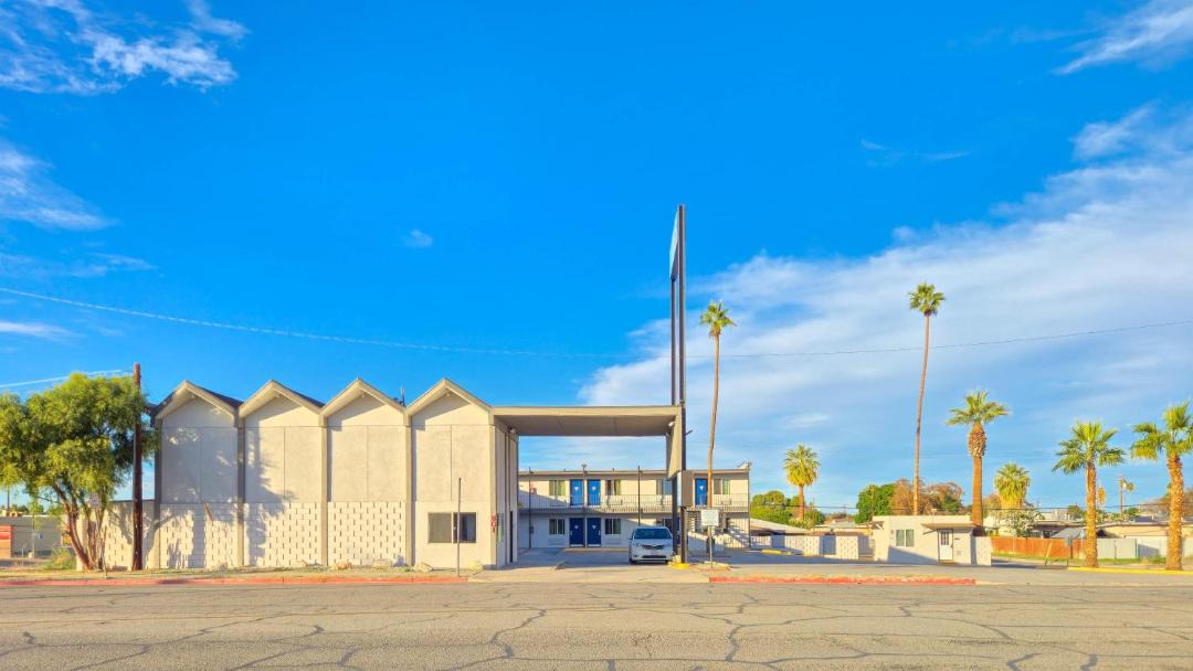 Photo of Others in Blythe