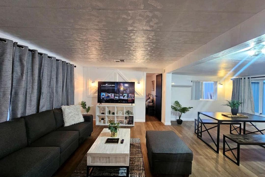 Photo of Livingroom in Meadview