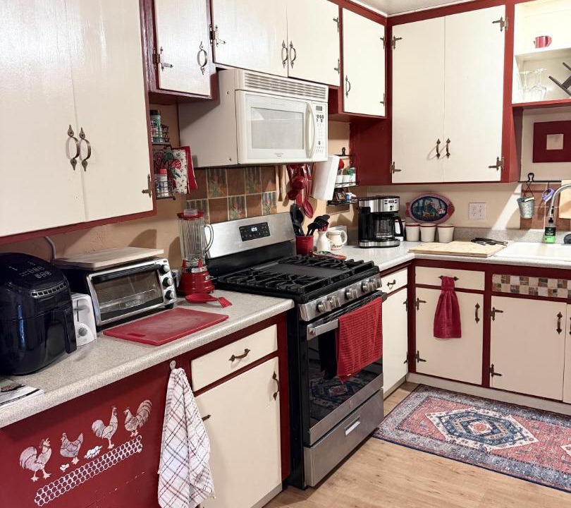 Photo of Kitchen in Sierra Tract