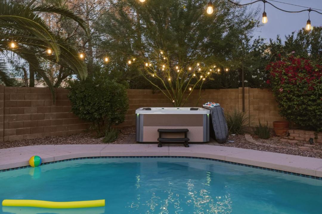 Photo of Others in Dave Brown Autumn Hills