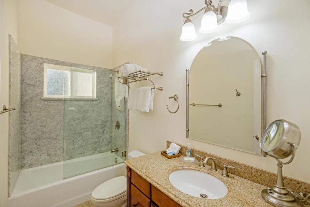 Photo of Bathroom in Shelter Cove