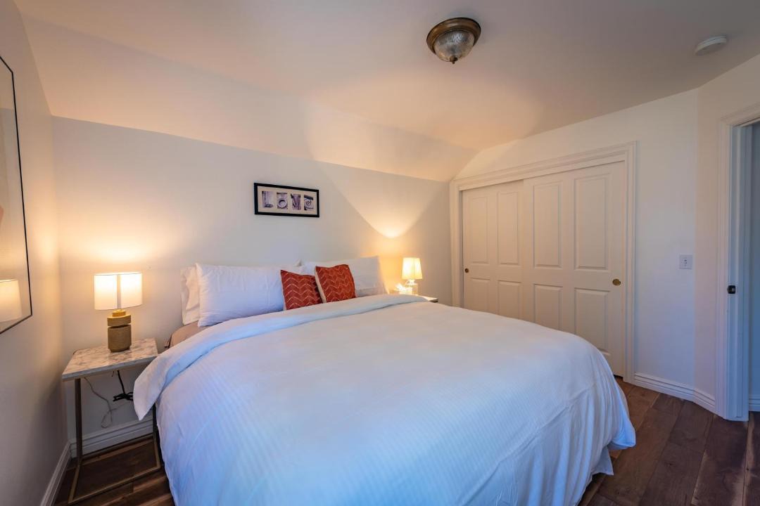 Photo of Bedroom in Templeton