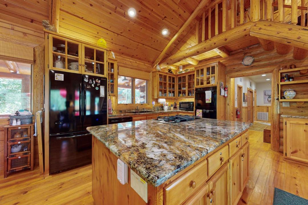 Photo of Kitchen in Upper Moonridge