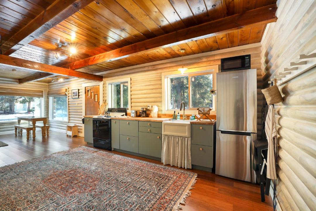 Photo of Kitchen in Tahoe Paradise