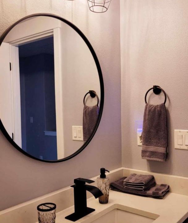 Photo of Bathroom in Keizer