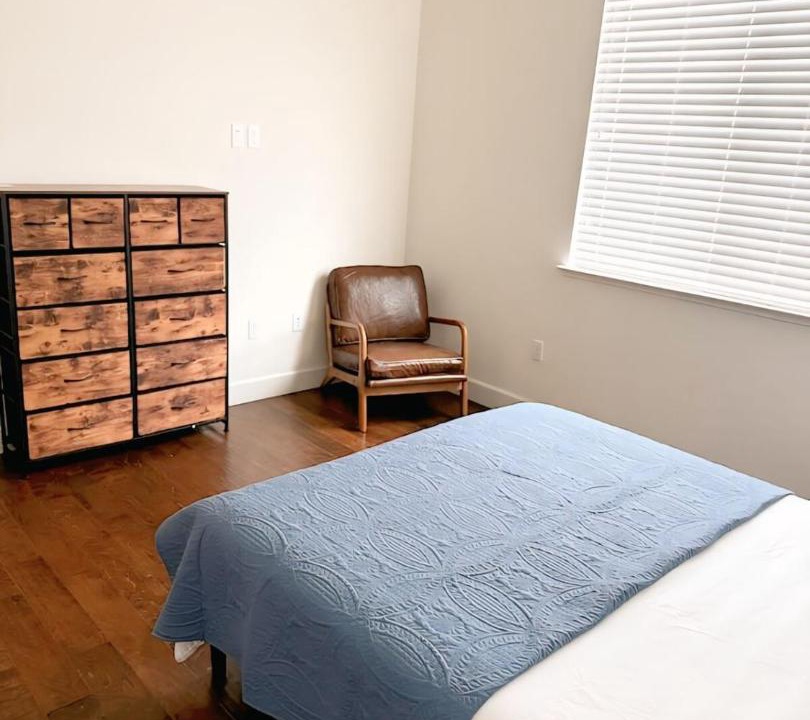 Photo of Bedroom in Newark