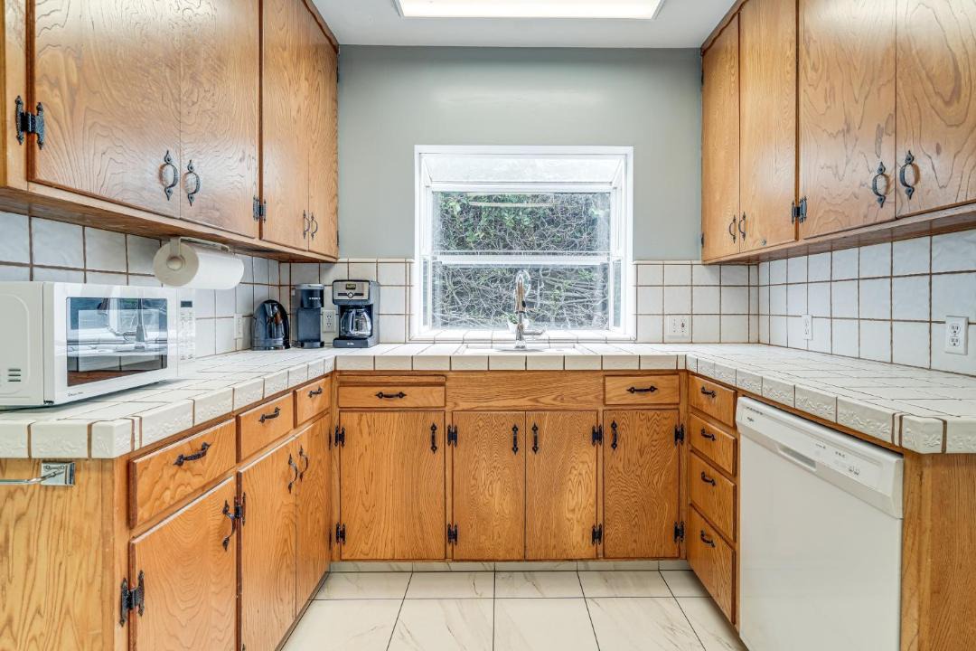 Photo of Kitchen in Heritage District