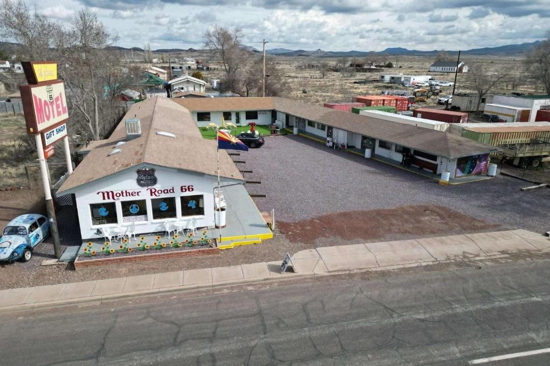 Photo of Others in Seligman