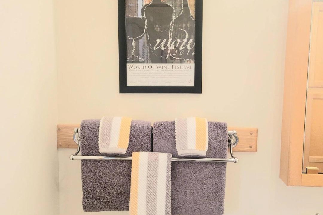 Photo of Bathroom in Ashland