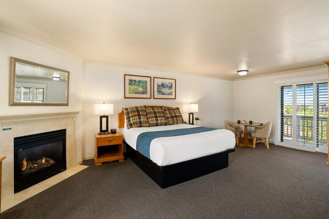 Photo of Bedroom in Baywood-Los Osos